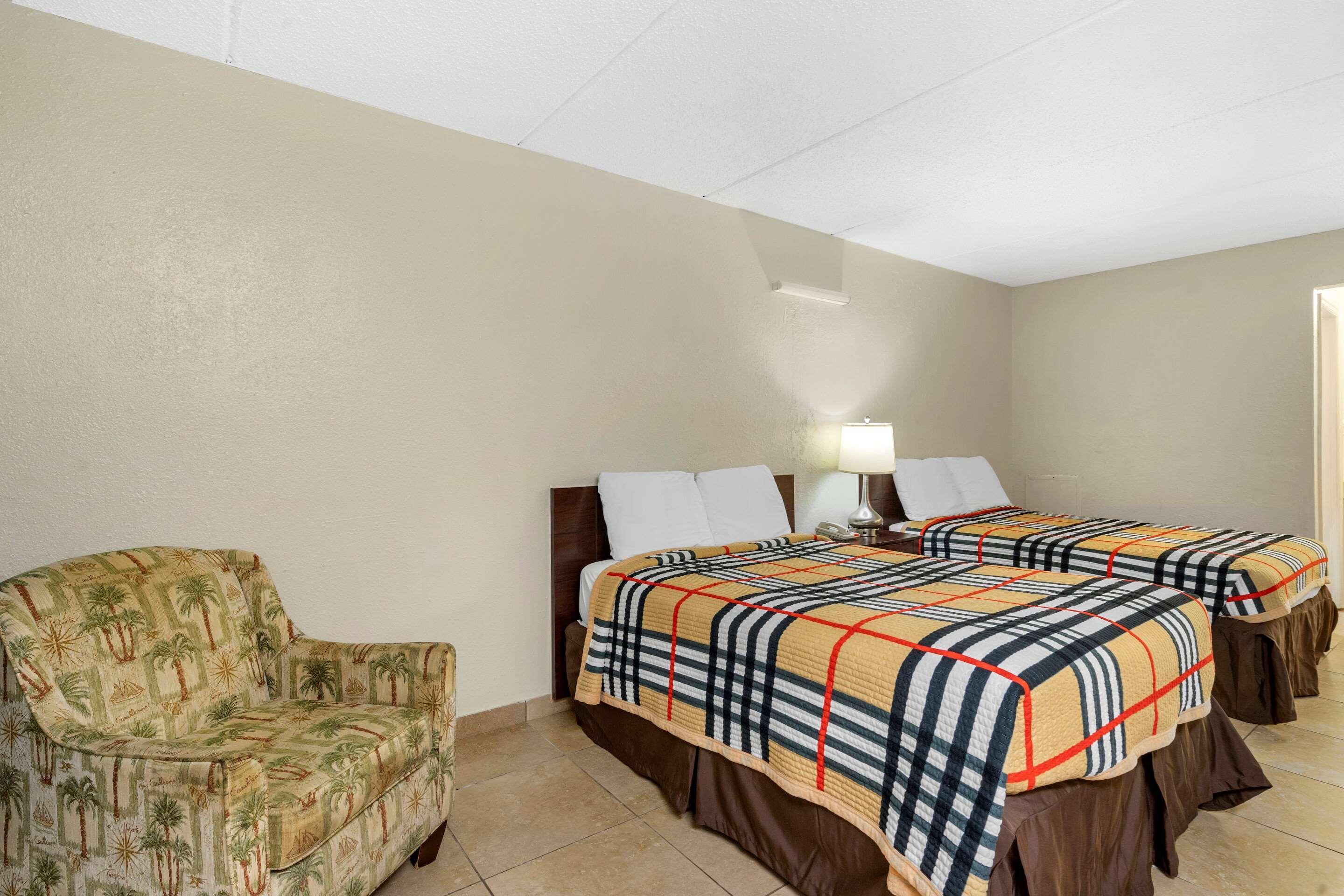 Rodeway Inn Clearwater-Dunedin Exteriér fotografie