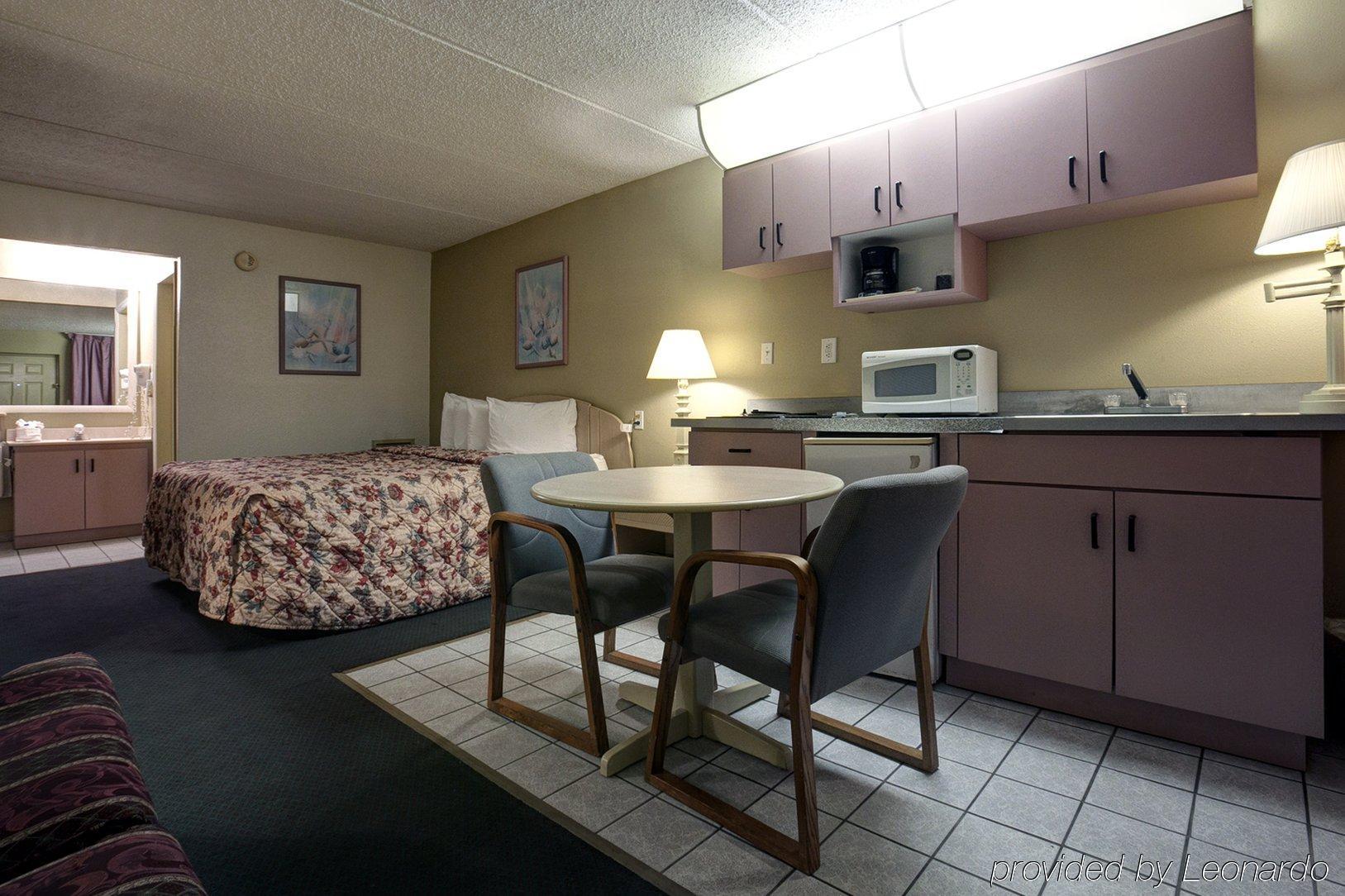 Rodeway Inn Clearwater-Dunedin Pokoj fotografie